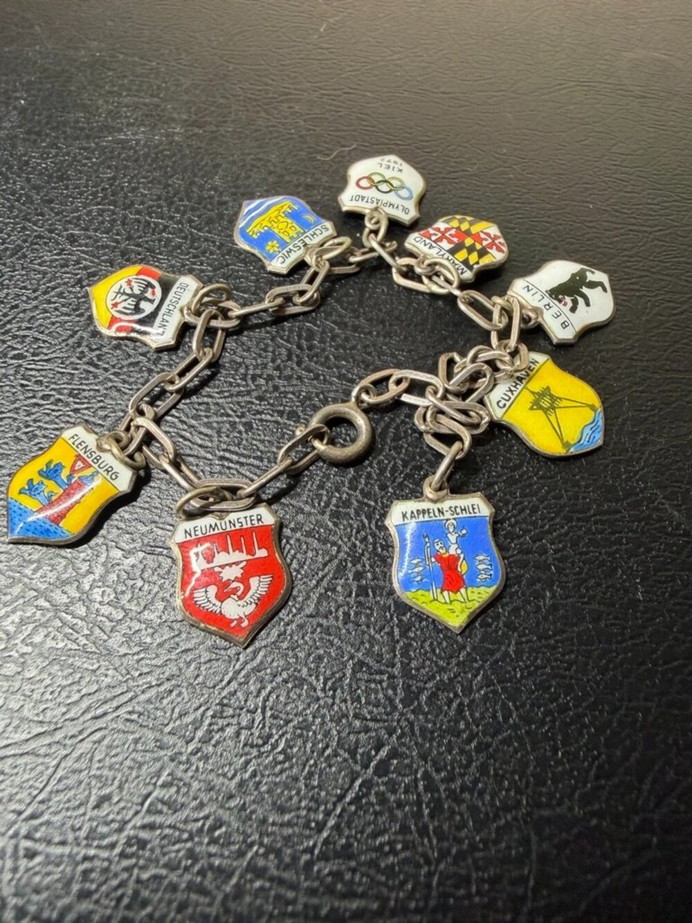 Vintage 800 Silver 1972 Munich Olympics Souvenir Charm Bracelet - 8 German Citys